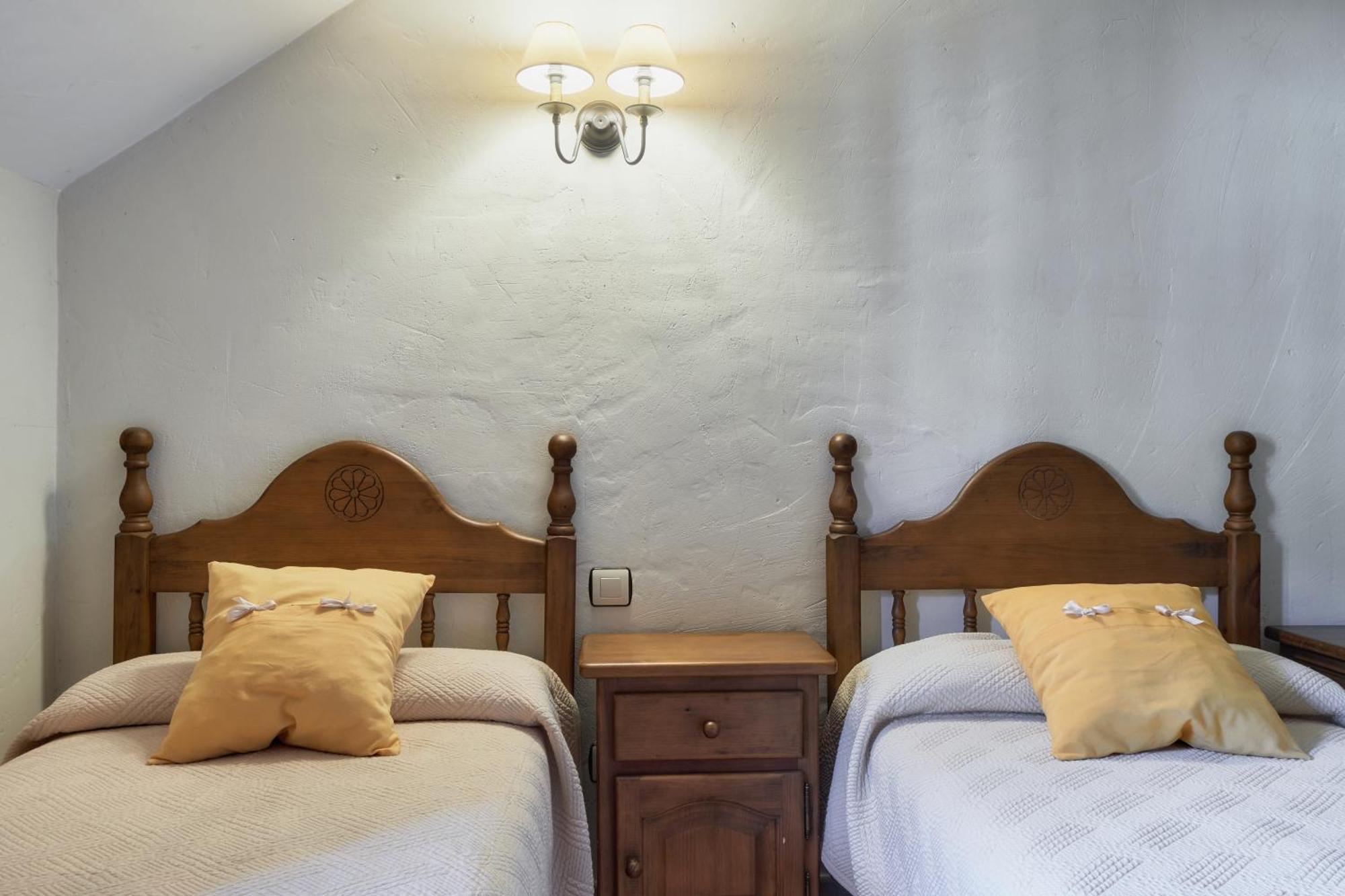 Aldaron Guest House Boca de Huergano ภายนอก รูปภาพ
