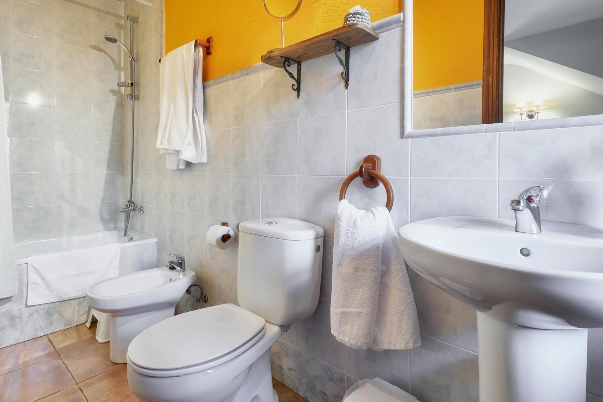 Aldaron Guest House Boca de Huergano ภายนอก รูปภาพ